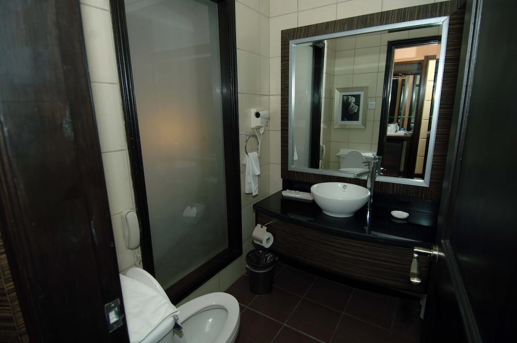 Planta Centro Bacolod Hotel & Residences Pokój zdjęcie